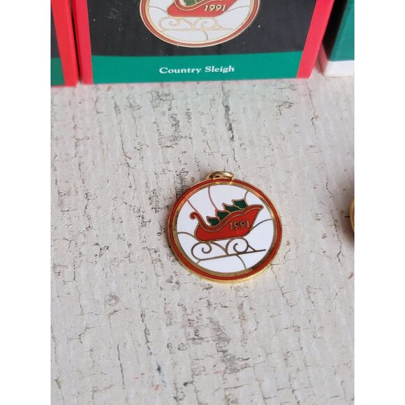 Hallmark miniature snowflake sleigh bells ornament Xmas set - Picture 4 of 6